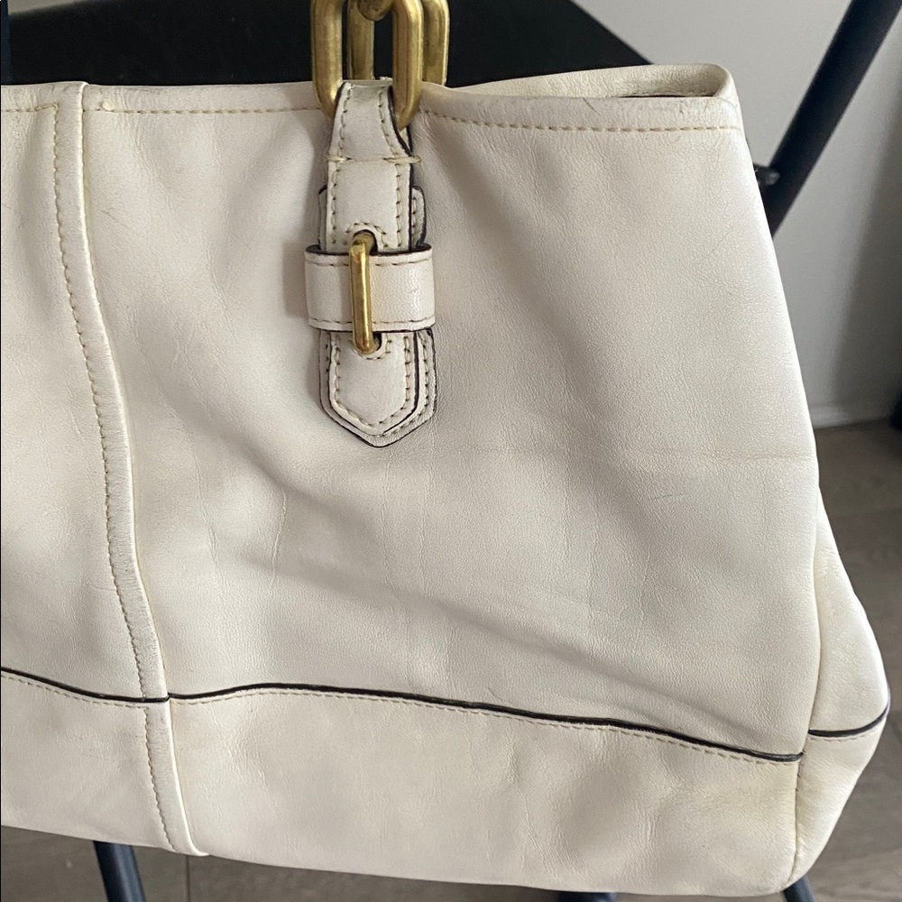 Coach Shoulder Bag - Picture 9 of 16